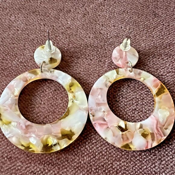 Pink and Gold Speckled Acrylic Drop Earrings - Picture 2 of 2